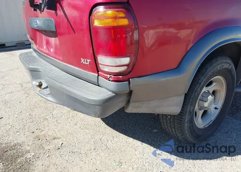 2000 Ford Explorer Xlt from USA, damaged, VIN 1FMZU73E2YZC57692